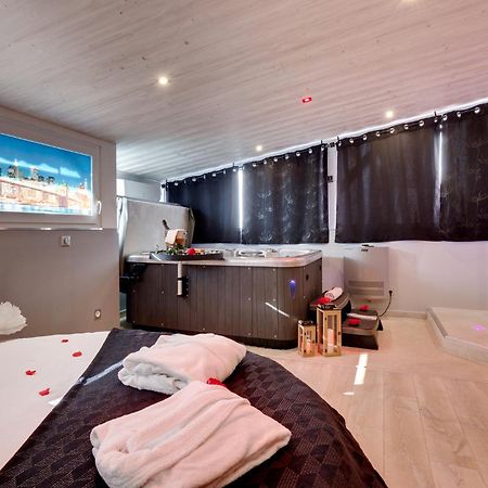 Suite Brooklyn Jacuzzi Vichy Buitenkant foto